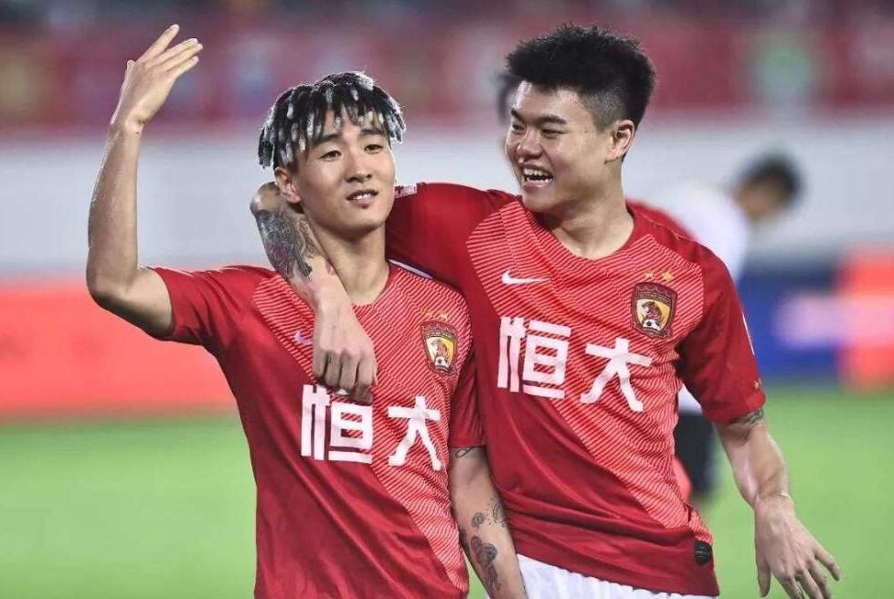 2022年5月20日，也是被中国大部分年轻人称作为520情人节，寓意“我爱你”的意思